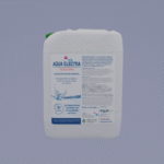 Weißer Kanister mit Aqua Electra Flüssigkeit, geeignet für verschiedene Anwendungen, mit detaillierten Produktinformationen auf dem Etikett.