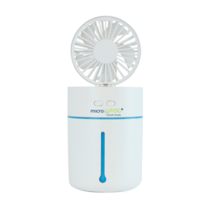 Kompakter tragbarer Ventilator mit Wasserverdampfer in Weiß, ideal für Kühlung und Luftbefeuchtung in Innenräumen und im Freien.