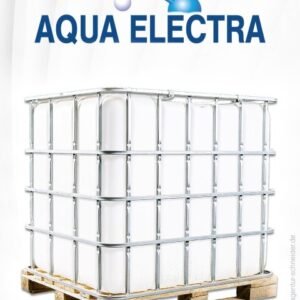 IBC-Container von Aqua Electra auf Holzpalette, ideal für die Lagerung und den Transport von Flüssigkeiten.